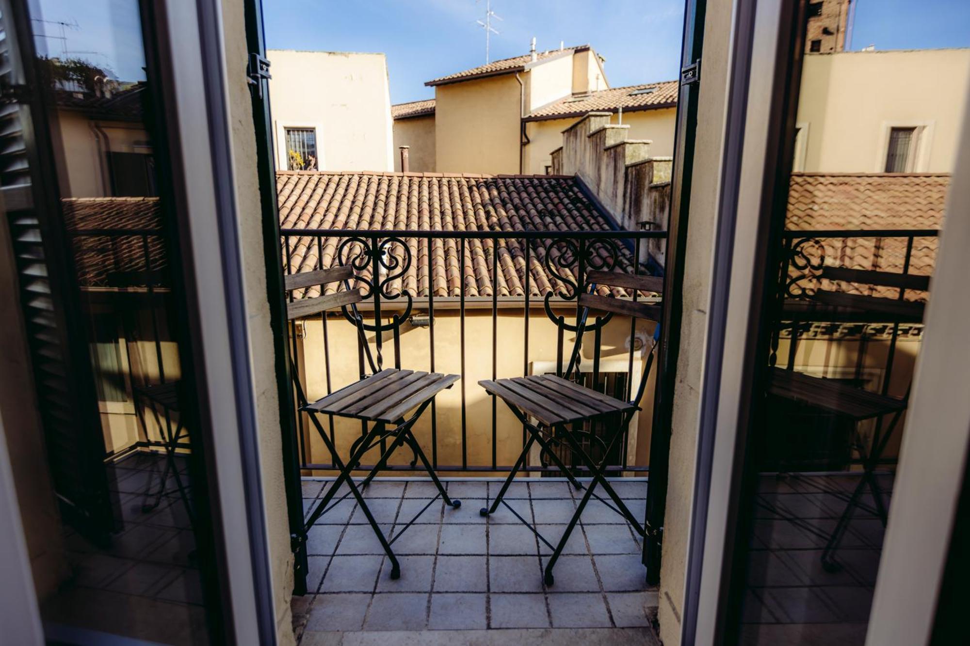 Eap Suites, Verona Kültér fotó